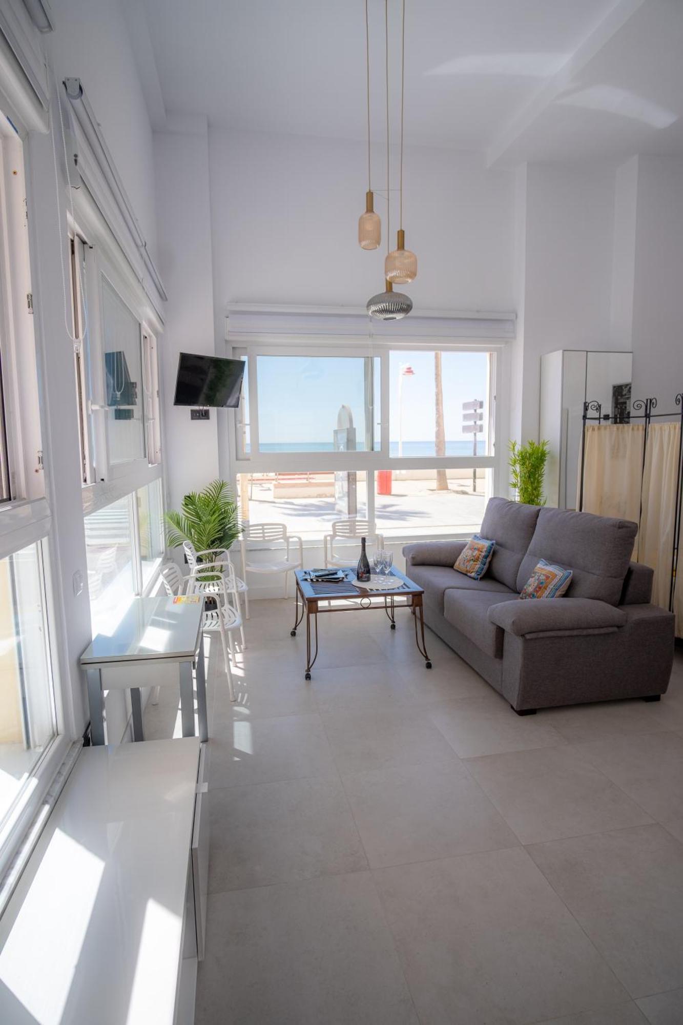 Maritimo28 Apartment Cadiz Exterior photo