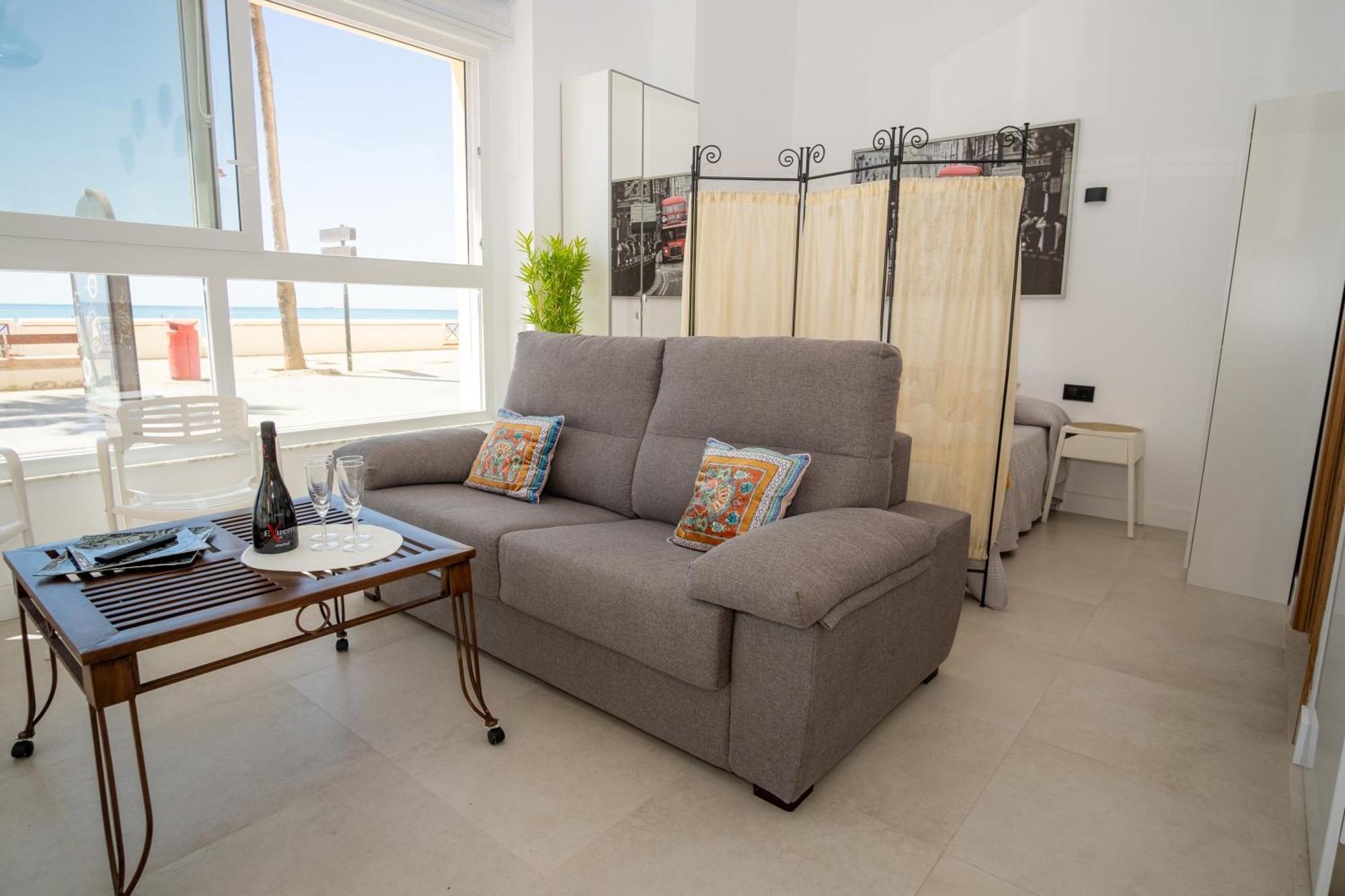 Maritimo28 Apartment Cadiz Exterior photo